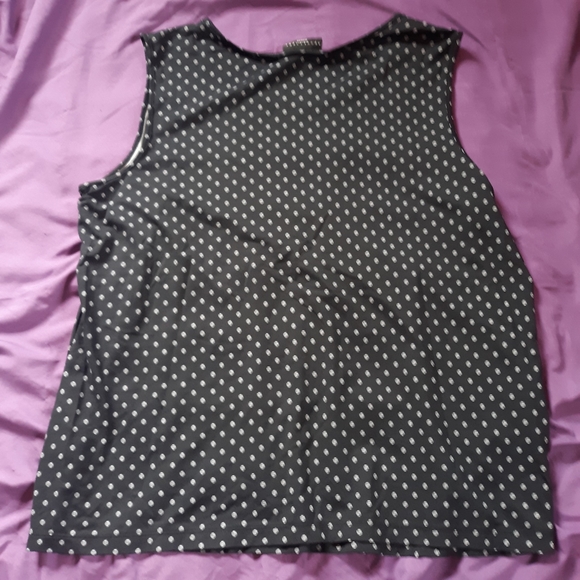 Apostrophe Tank Top - Picture 2 of 4